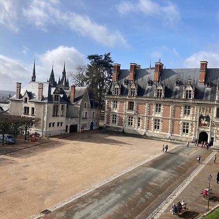 Un Sejour Royal Au Calme Apartman Blois Kültér fotó